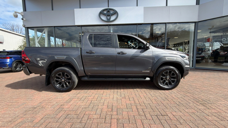 Toyota Hilux Diesel Invincible X D/Cab Pick Up 2.8 D-4D Auto